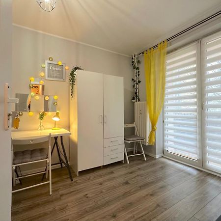 Spacious Room - Peaceful Retreat, 2 Minutes To Gdansk Old Town Gdańsk Exterior foto